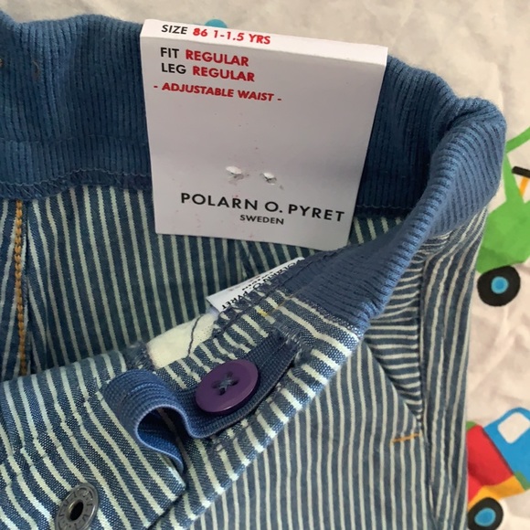 Polarn O. Pyret striped shorts 86 or 12-18mo. - Picture 2 of 7